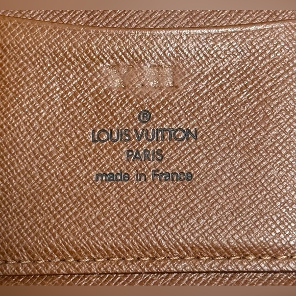 Louis Vuitton Monogram Zippy Organizer Wallet - Picture 11 of 12